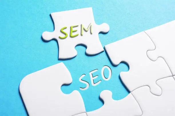 ¿SEO o SEM? La diferencia definitiva y cuál necesita tu negocio para vender más